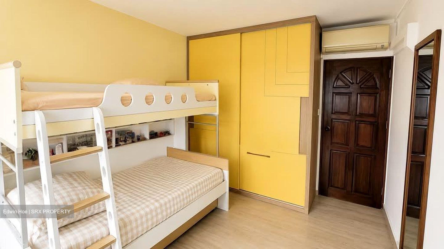 Blk 213 Jurong East Street 21 (Jurong East), HDB 5 Rooms #572936541